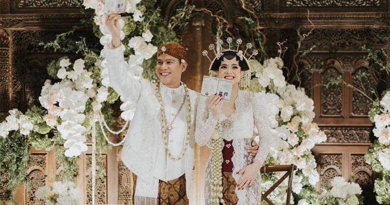 Instagram.com/thebridestory